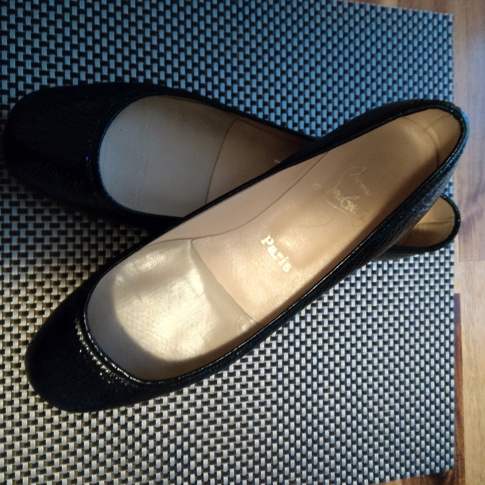Christian Louboutin GREAT CONDITION! , size 39, shiny BLACK